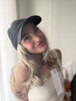 Wavy Hat Black - Cappello con capelli - immagine 3