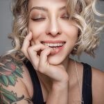 MAGIC WHISPER - attaccatura trasparente riga sinistra naturale